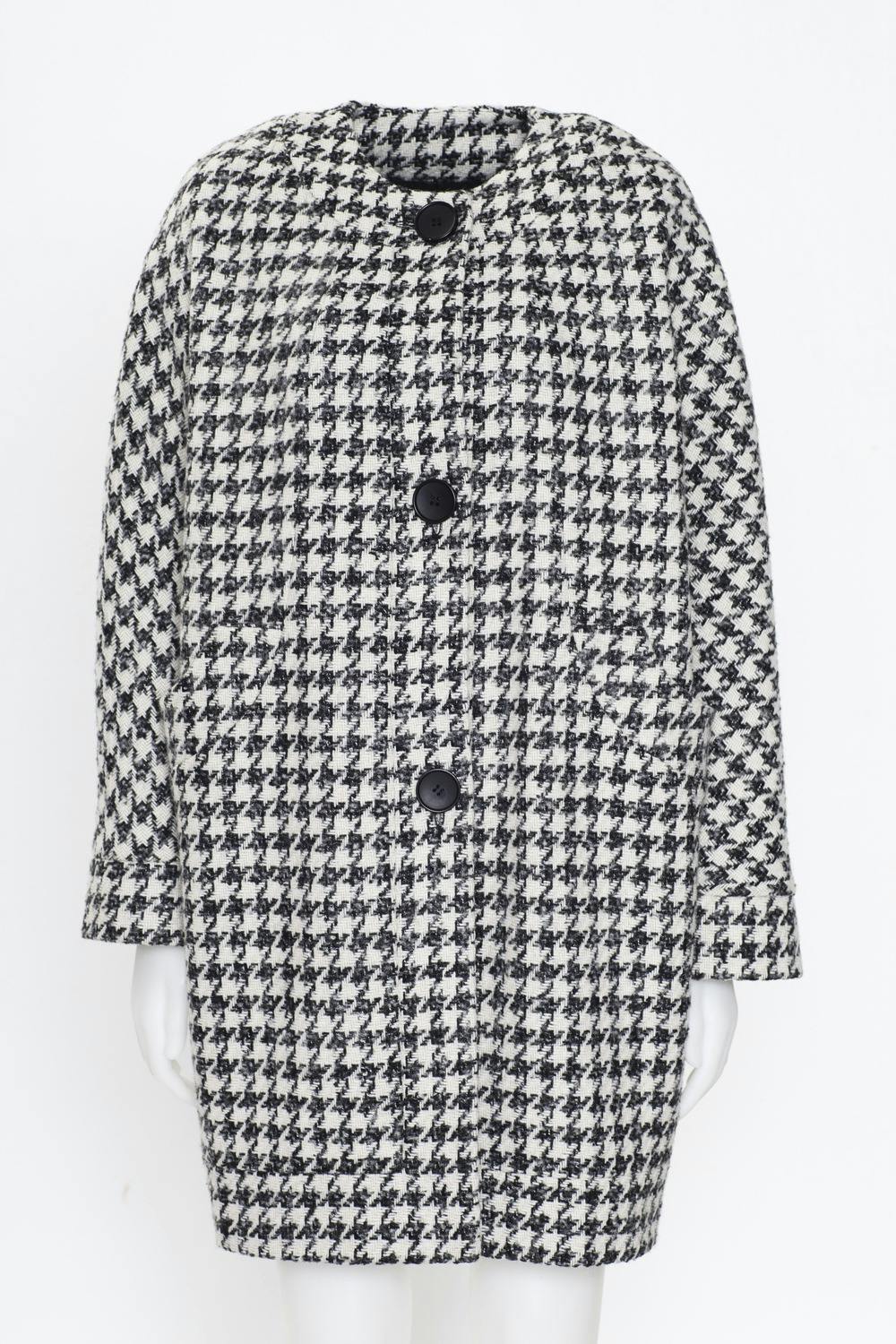 Pepita kåpe i polyester fra KappAhl, kr 999.